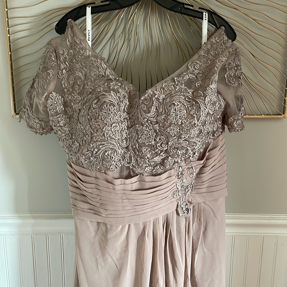 Champagne Mother of the Bride Wedding Formal Dress NWOT - Size 1x to 2X